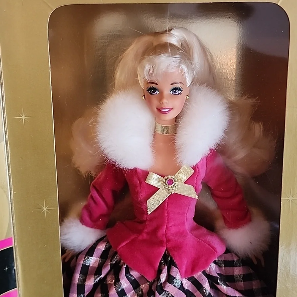 Barbie Avon Winter Rhapsody Barbie doll Special Edition 1996 - Still In Box!